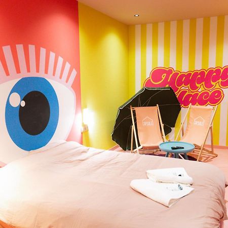 Capsule Girl Power Spa - Balneo - Sauna - Karaoke - Billard - 2 Chambres 沙勒罗瓦 外观 照片