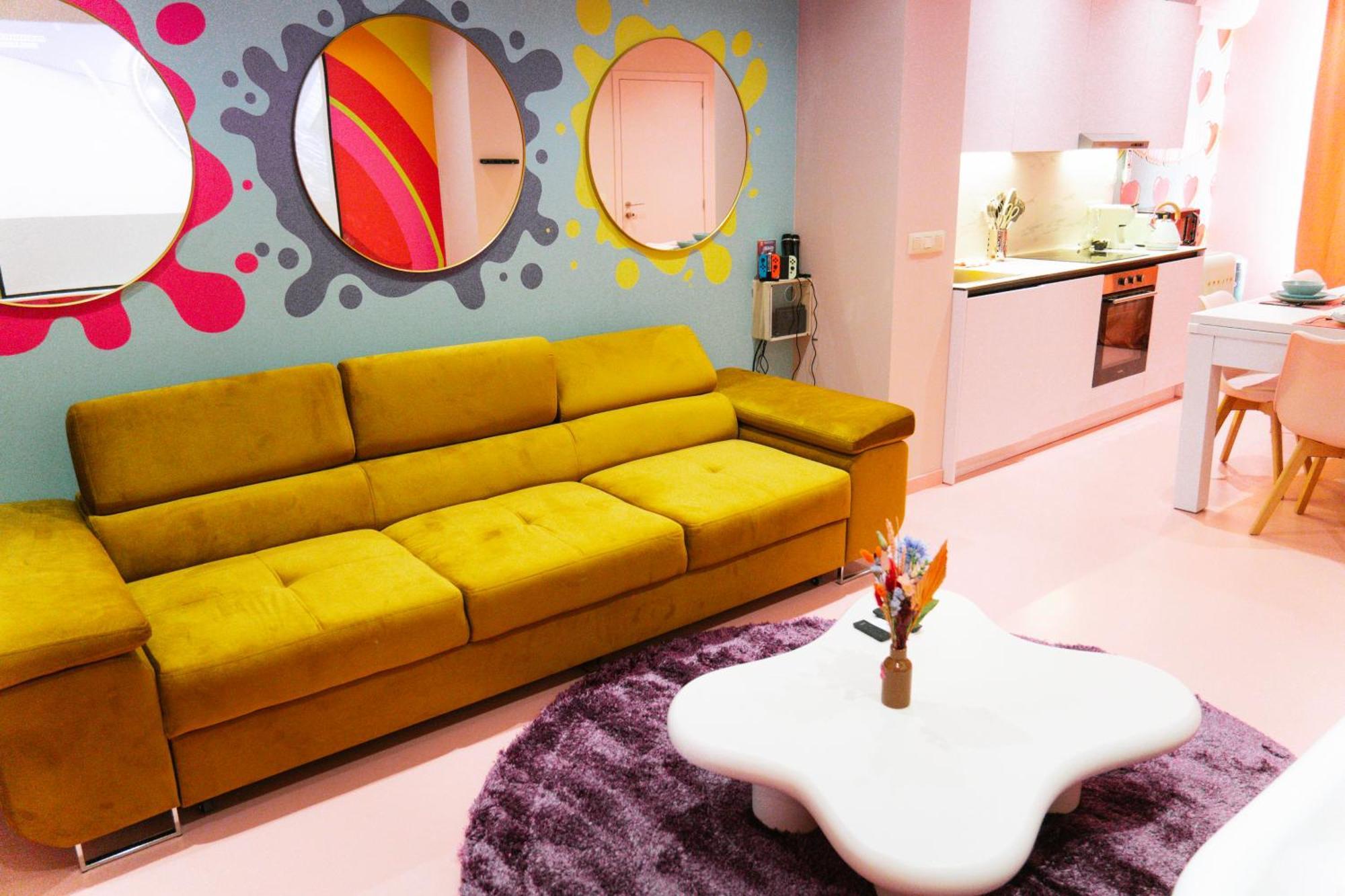 Capsule Girl Power Spa - Balneo - Sauna - Karaoke - Billard - 2 Chambres 沙勒罗瓦 外观 照片