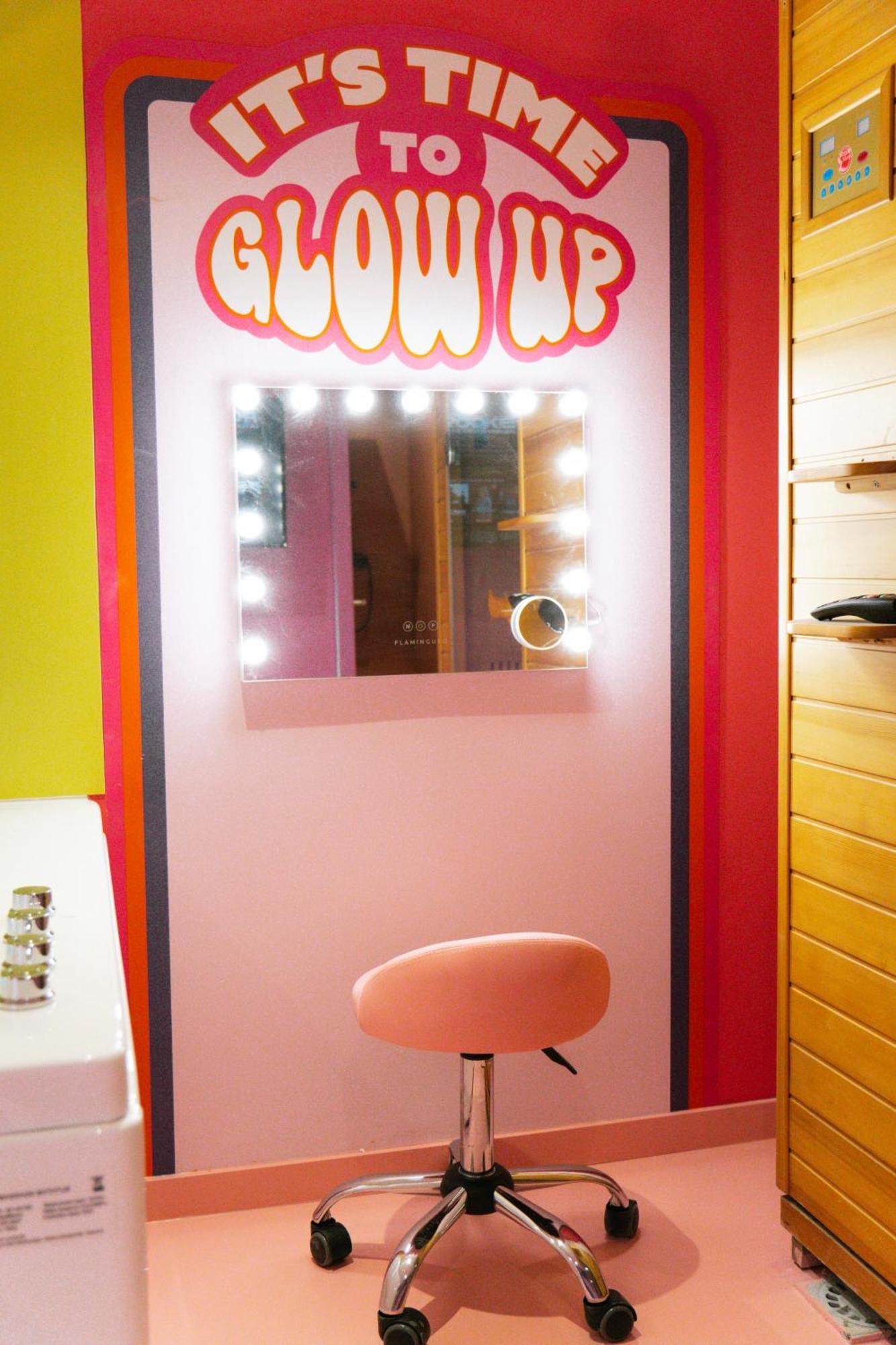 Capsule Girl Power Spa - Balneo - Sauna - Karaoke - Billard - 2 Chambres 沙勒罗瓦 外观 照片