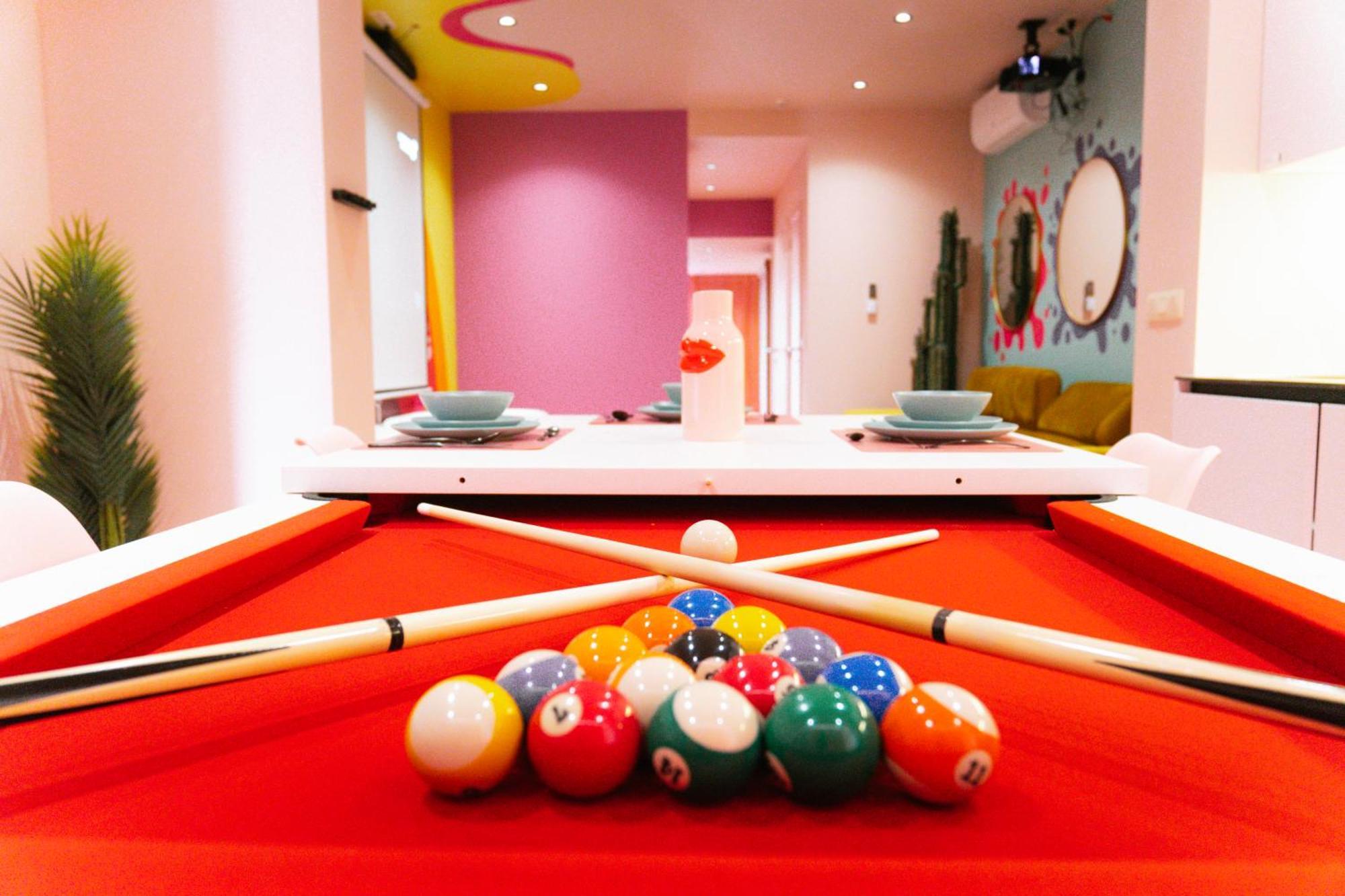 Capsule Girl Power Spa - Balneo - Sauna - Karaoke - Billard - 2 Chambres 沙勒罗瓦 外观 照片